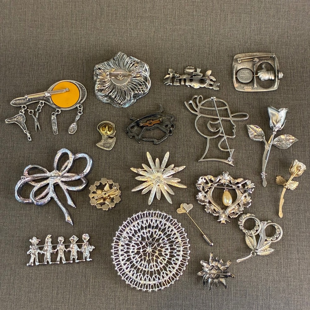 Vintage Silver Tone Brooch Lot 18pc Rhinestone Figural Floral Some Signed - Picture 2 of 16